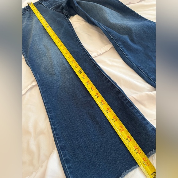 Social Standard by Sanctuary Mid-Rise Kick Crop Size 10/30 - Picture 12 of 13